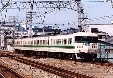 117 Series Electric Car "Fukuchiyama Line Color"